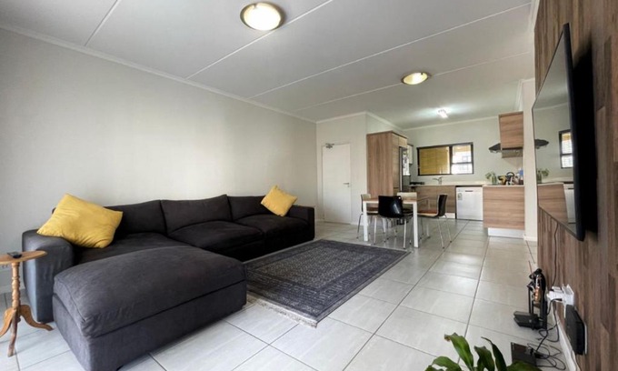 Greater Johannesburg Metropolitan Area Apartment | Discover The Staycation: Family-Friendly Fun & Relaxation