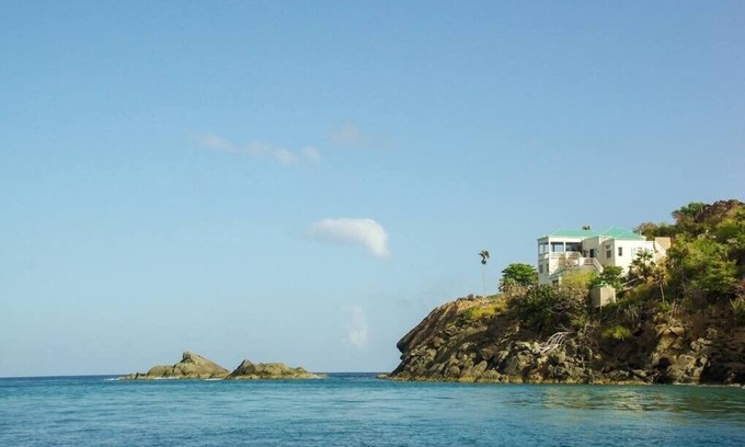 Tropaco Point Apartment | Oceanfront Bliss at The Studio at Cliffside Retreat