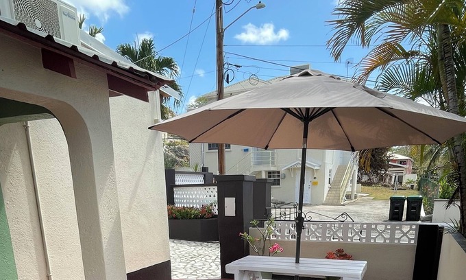Welches Apartment | Cozy Studio at Gemini: Your Ideal Barbados Retreat