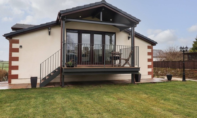 Penrith Cottage | Pet-Friendly Retreat with Garden in Penrith - The Studio