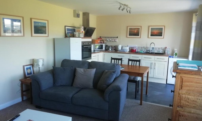 Georgeham Apartment | Discover The Studio: 4-Star Stay with a 9.5/10 Rating