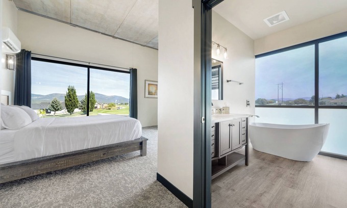 Post Falls Hotel | Eco-Friendly Suites at Prairie Falls with Family Amenities