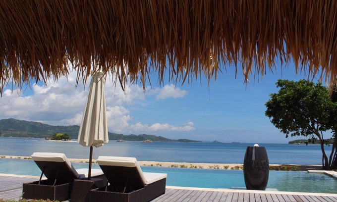 Sekotong Barat Hotel | Relaxing Retreat at The Suites Lombok with Pool & Dining