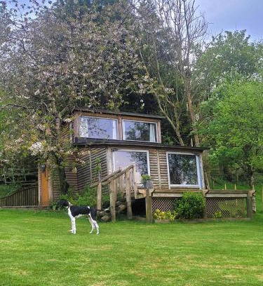 Llandegla Cabin | Discover The Summerhouse: A 5-Star Guest Favorite