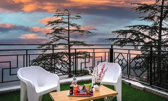 Shimla Apartment | Discover The Sunset Abode Shimla with Valley Views
