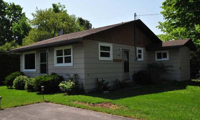 Port Elgin House | Experience Ocean Views at Hector's Place, Port Elgin