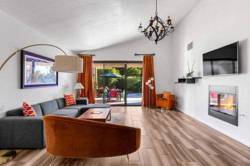 Palm Springs House | Indulge at The Sunset House Pool & Spa: Rated 8.9/10