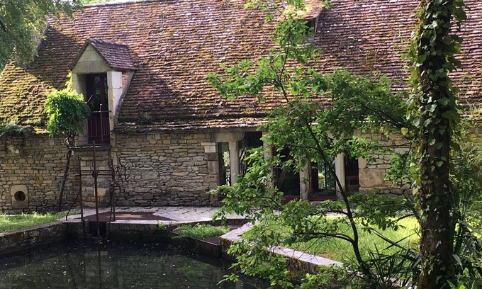 Caillac House | Experience the Tranquility of Château Lagrézette Mill