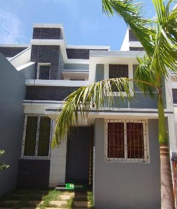 Mandavi Villa | Cozy Surfside Villa: Pet-Friendly with Pool & Breakfast