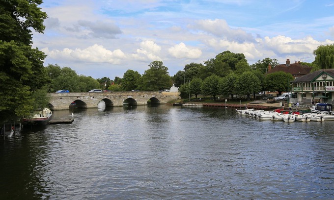 City Centre Hotel | Experience Comfort at The Swans Nest Hotel - 4-Star Retreat