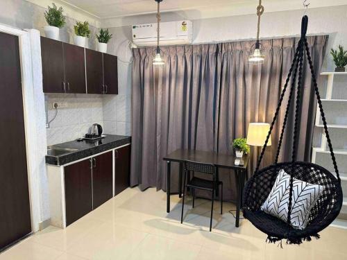 Koregaon Park Apartment | Comfortable Private Studio Room in Koregaon Park