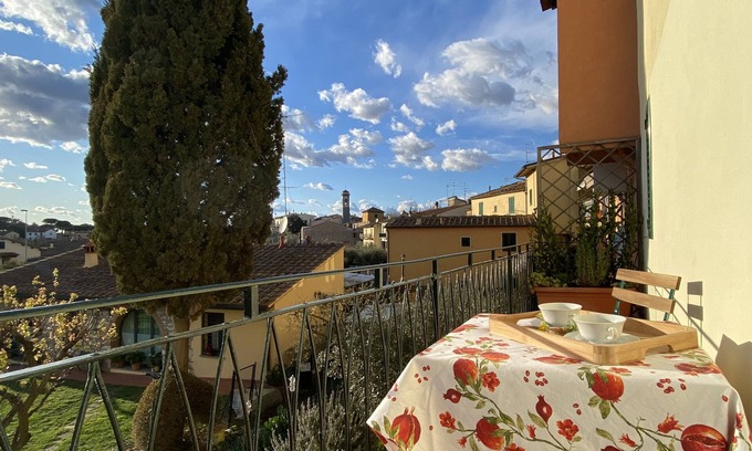 Mercatale Val di Pesa Apartment | Discover The Tuscan Cypress: Fast Internet & Cozy Stay