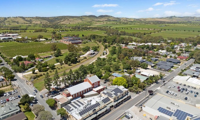 Tanunda Hotel | Relaxing Tanunda Club Guest Suites with Family-Friendly Amenities