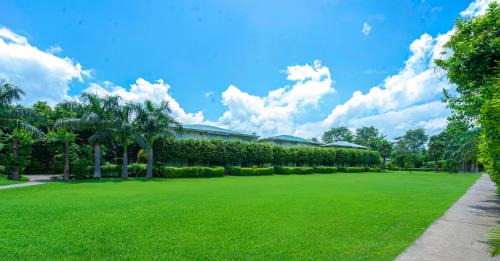 Ramnagar Hotel | Relax at The Tattwaa Corbett Spa & Retreat - 4-Star Oasis