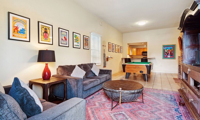 East Riverside House | Unbeatable Getaway: Pools, Spa & Family-Friendly Comfort