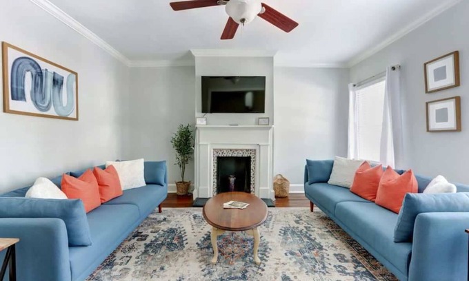Beach Institute House | Experience The Tea Olive: Updated, Pet-Friendly Retreat
