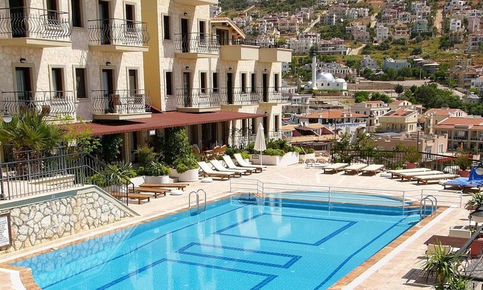 Kalkan Apartment | Immaculate Oceanfront Apartment with Pool & Breakfast