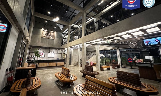 Khon Kaen Hotel | Family-Friendly Haven: The Terminal Khon Kaen Hotel