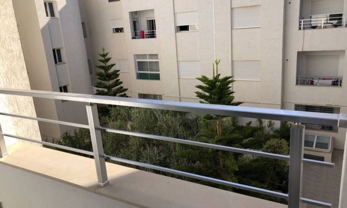Mrezga Apartment | Relax at The Thrush: Oceanfront Family-Friendly Retreat