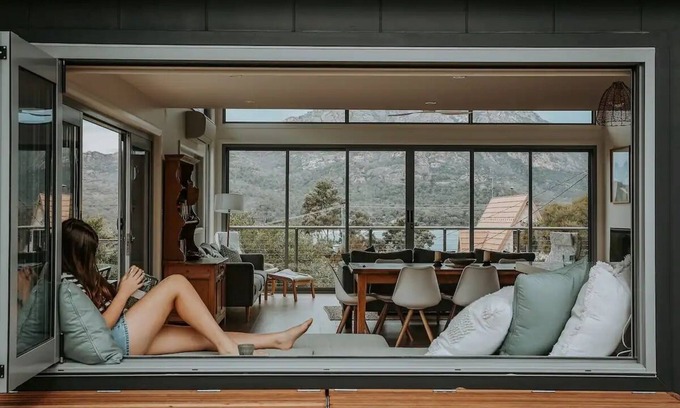 Coles Bay House | Experience Comfort at The Tides in Coles Bay
