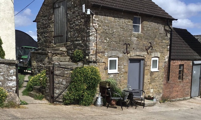 Wall-under-heywood House | Cozy Tiny Barn: Explore Scenic Country Walks Today