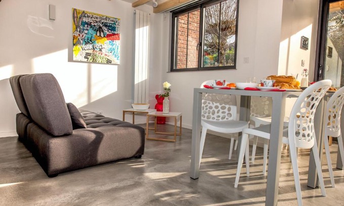 Honfleur House | Charming Stay at The Tiny House – Rated 9.1/10 by Guests