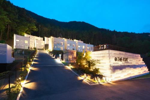 Fujikawaguchiko Hotel | Discover Family-Friendly Comfort at THE TOKI Fujikawaguchiko
