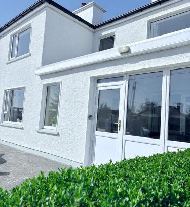 Dungloe House | Unforgettable Stays at The Townhouse Dungloe - 10/10 Rated