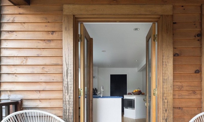 Adams Bed & Breakfast | Artistic Getaway at The Trail in Adams - Family-Friendly Retreat