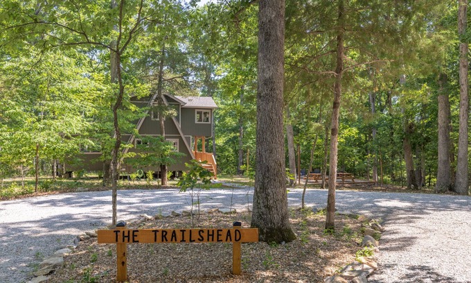 Innsbrook Ski Chalet | Experience Oceanfront Bliss at The Trailshead Chalet