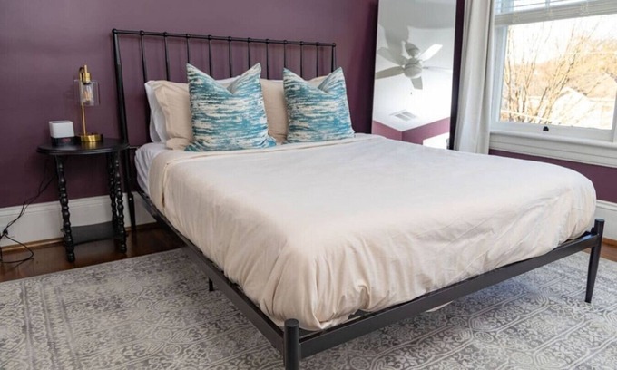 Roanoke Apartment | Guest-Focused Stay at The Winona House with Great Amenities