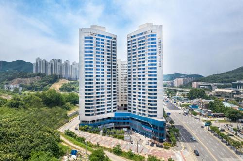 Yongin Hotel | Explore The Triny Urban Suites: Family-Friendly Retreat