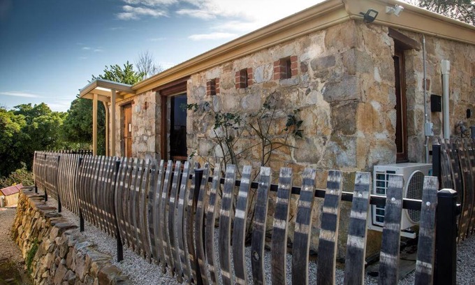 Uraidla House | Romantic Uraidla Studio with Child-Friendly Amenities