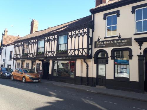 Bridgwater Hotel | Delightful Tudor Hotel with Family-Friendly Amenities