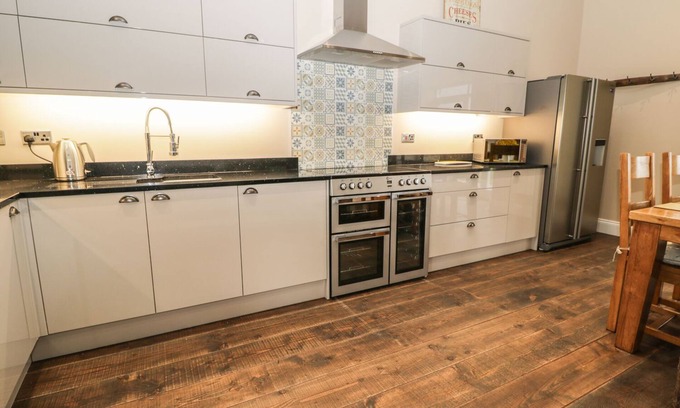Witton Gilbert Cottage | Experience Comfort at The Turnip Barn with Pet-Friendly Amenities