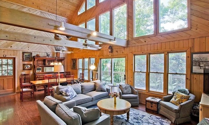 Tate House | Experience The Twisted Branch Lodge with Ocean Views