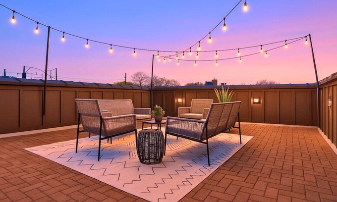 Hadley - Washington Apartment | Boho Retreat with Rooftop Deck & Skyline Views