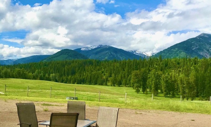 Heron Apartment | Your Ultimate Escape Awaits: Family-Friendly Retreat