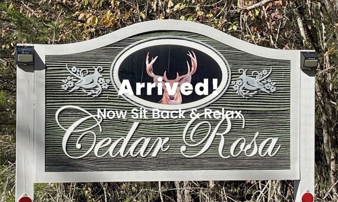 Minter Cabin | Relaxing Retreat: Discover Peace and Family-Friendly Comfort