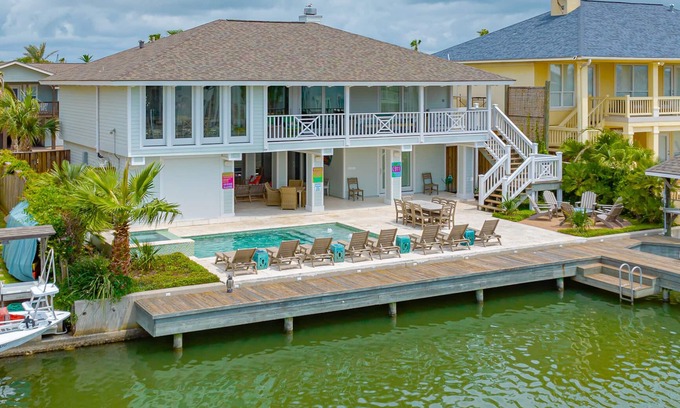 Key Allegro House | Indulge in a Premium Getaway with Canal Views & Spa Access
