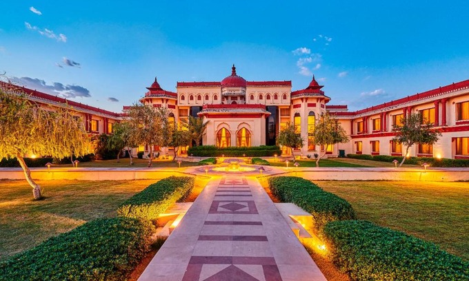 Uchiyarda Hotel | Elegant Stay at The Ummed Jodhpur Palace Resort & Spa