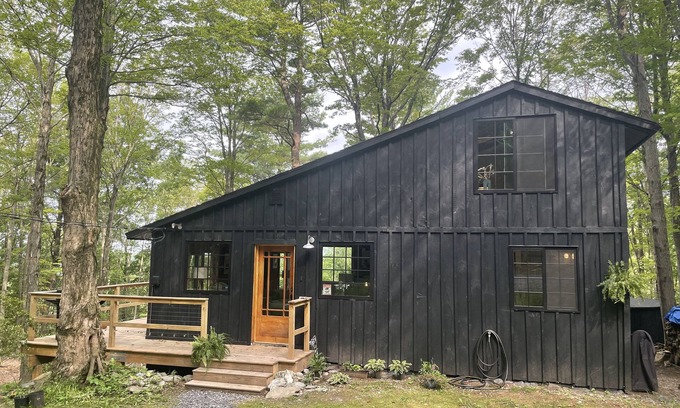 Chatham Cabin | Escape to The Upstate Cabin: A Serene Woods Retreat