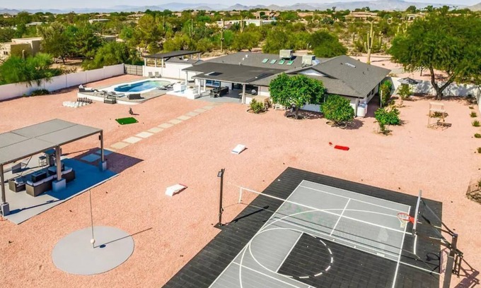 North Scottsdale House | Exceptional Scottsdale Retreat with Private Pool & Spa