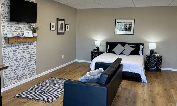 Hermann Apartment | Top-Rated Retreat at The Venue at Hermann with Spa Access