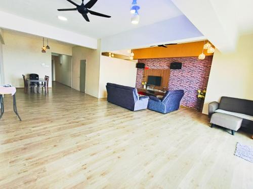 Sitiawan Apartment | Elegant Stay at The Venus Block, Sri Manjung - 4-Star Retreat