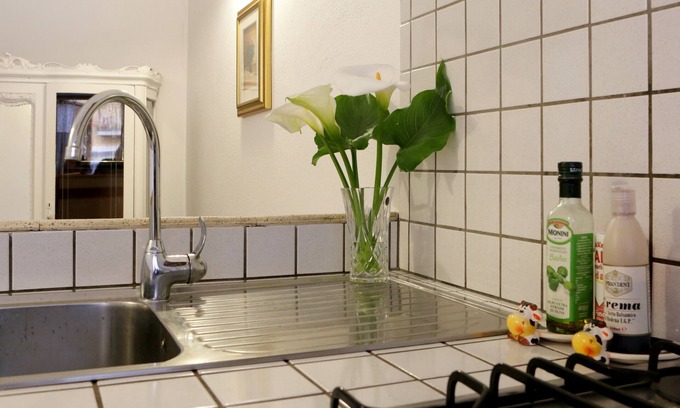 Lake Bracciano Bed & Breakfast | Experience The Vicolo in Trevignano Romano on Lake Bracciano
