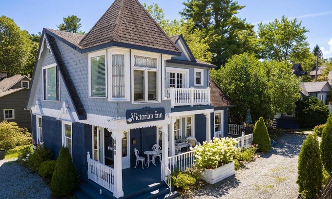 Blowing Rock Hotel | Experience Comfort at The Victorian Inn Blowing Rock