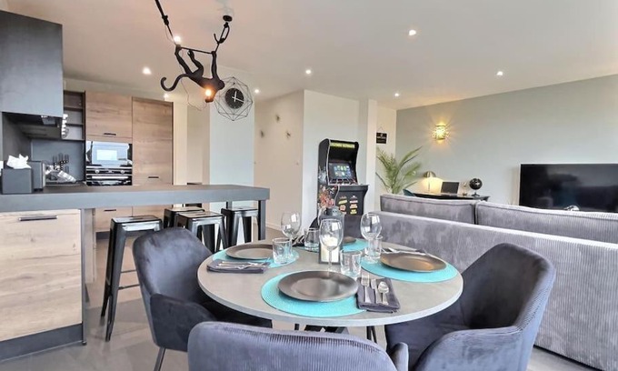 Macon Apartment | Stunning "The View" de Miss.K Conciergerie - Rated 9.2/10