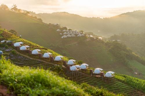 Mae Rim House | Experience De Vew Homestay on Mount Jame with Hot Tub