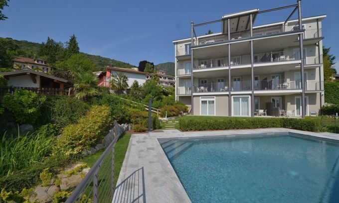 Baveno Apartment | Scenic Lake View Apartment at The View-Rainbow, Rated 9/10